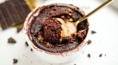 Keto Chocolate Peanut Butter Mug Cake | Low Carb Reese's Mug Cake Recipe
