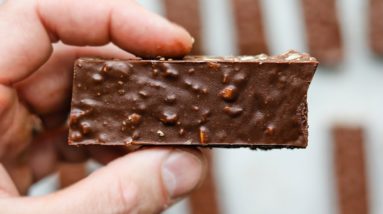 Keto Candy Bars Recipe 2 NET CARBS | Chocolate Nutty Crunch Candy Bars For Keto