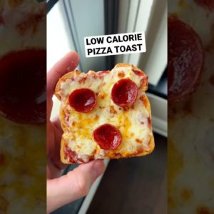 Low Calorie Pizza Toast #shorts